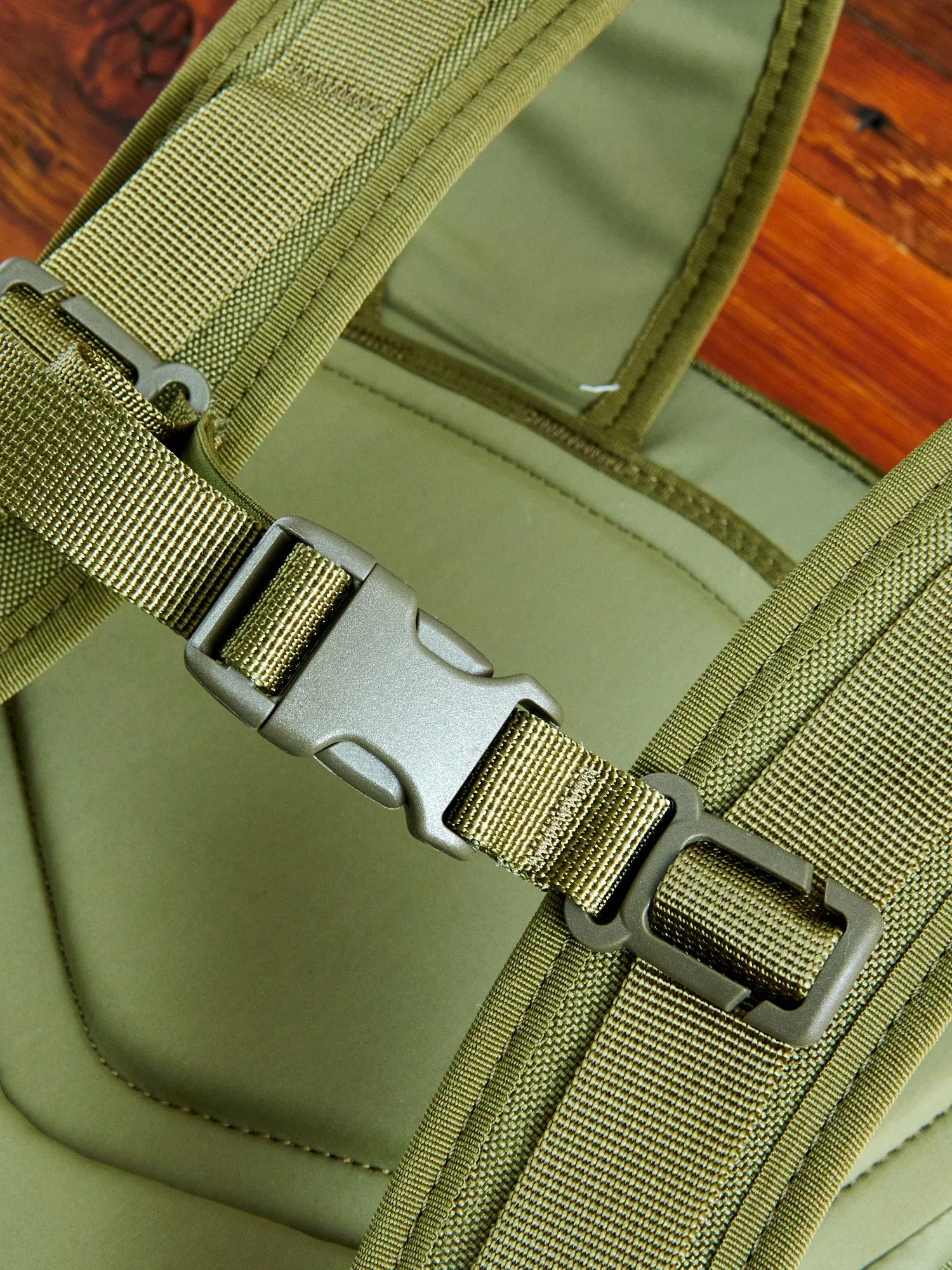 Cordura 20L Backpack in Olive Lambskin