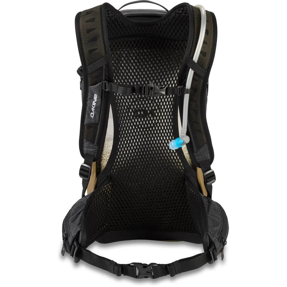Seeker 18L Backpack