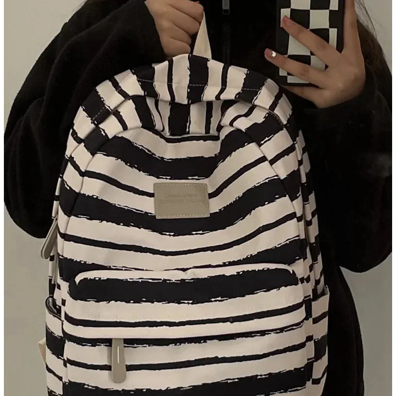 UAKISS  -  Schoolbag Female Junior High School Girl College Student Backpack  New Striped High School Student Backpacks